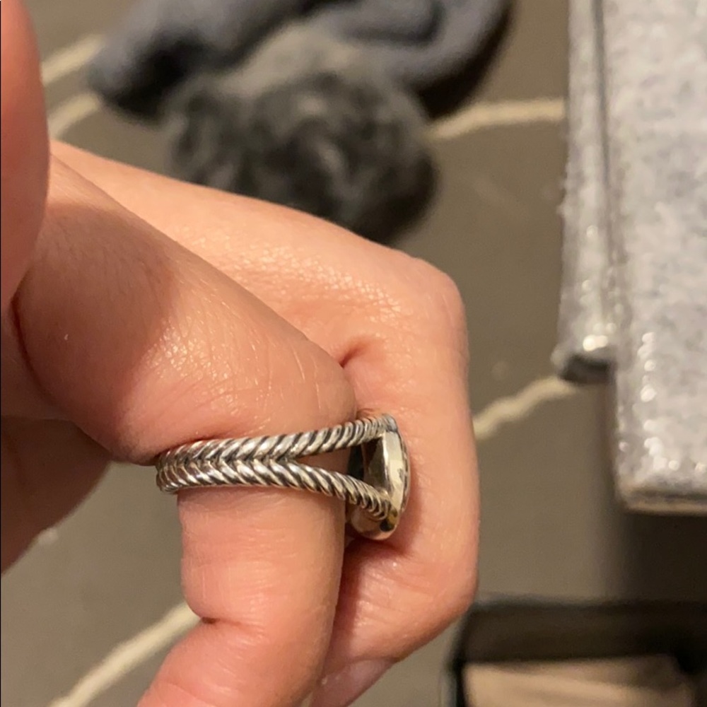 Ring - Picture 4 of 5